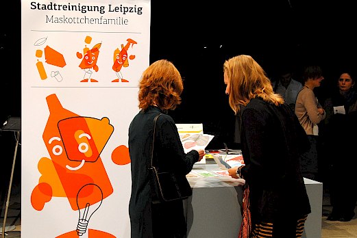 Sächsischer Staatspreis für Design | Wanderausstellung der Nominierten 2014 | Maskottchenfamilie der Stadtreinigung Leipzig